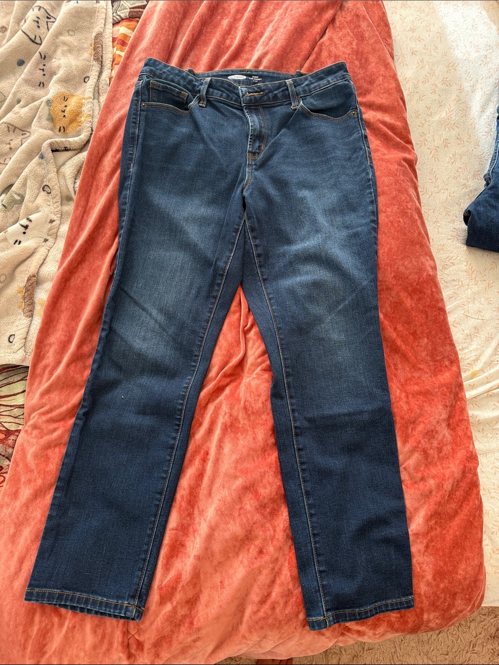 Old Navy Dark Blue Straight-Leg Women’s Jeans
